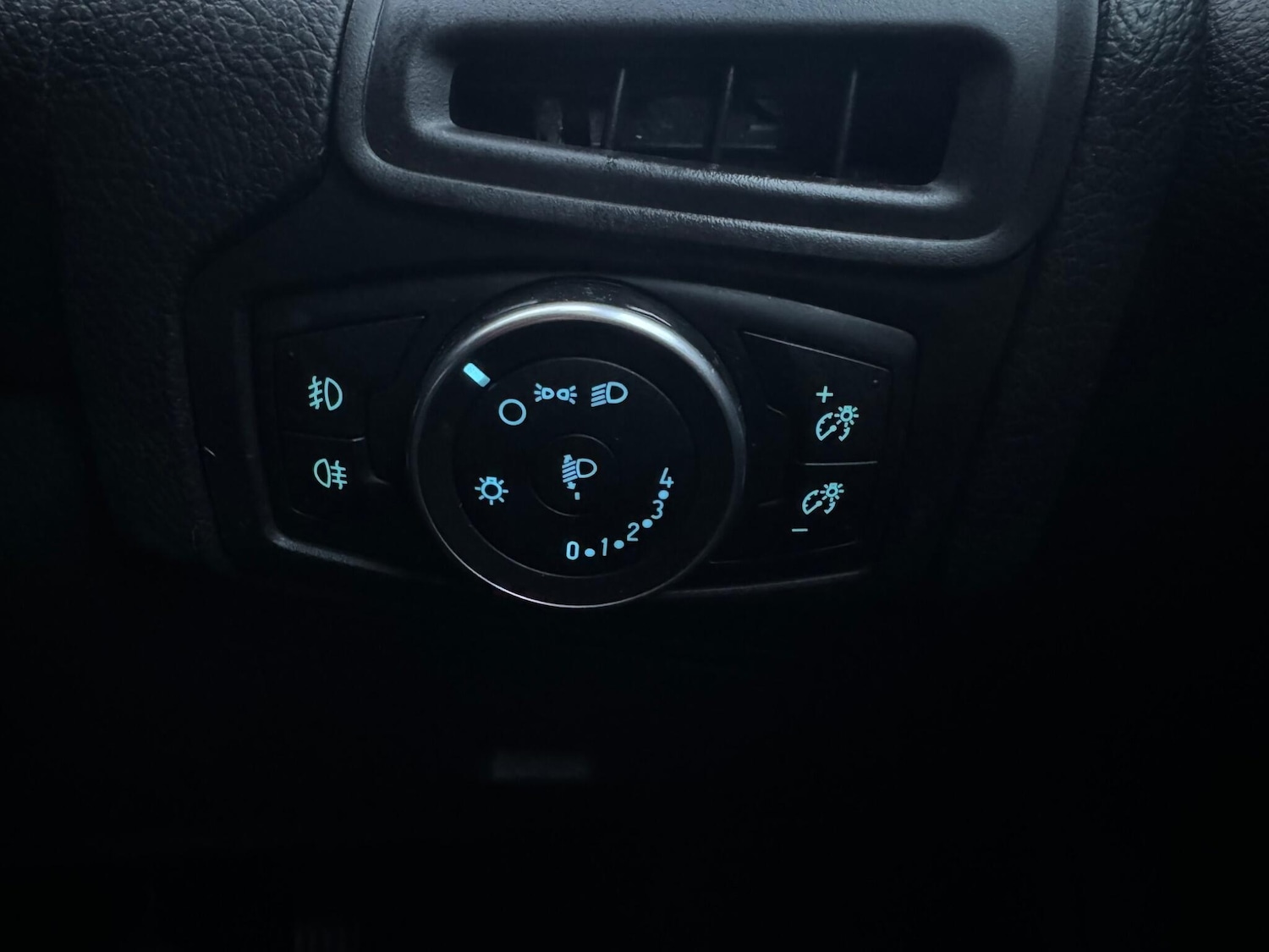 Used Ford Focus 2017 for sale - 77081542: Photo 23