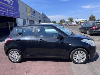 Used Suzuki Swift 2011 for sale - 78471128: Photo
