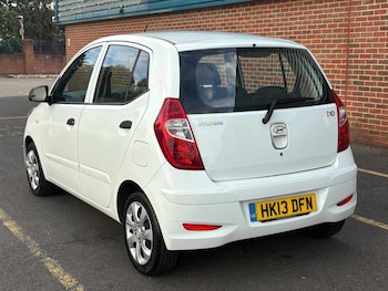 Used Hyundai i10 2013 for sale - 75696985: Photo
