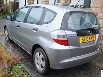 Used Honda Jazz 2010 for sale - 77016864: Photo