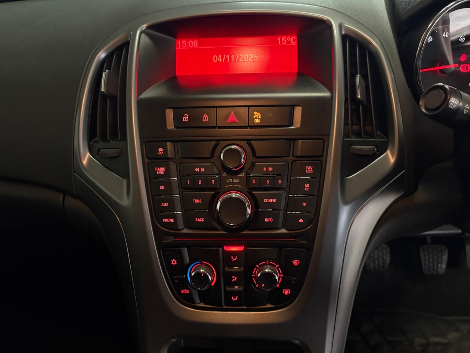 Used Vauxhall Astra 2014 for sale - 76832583: Photo 38