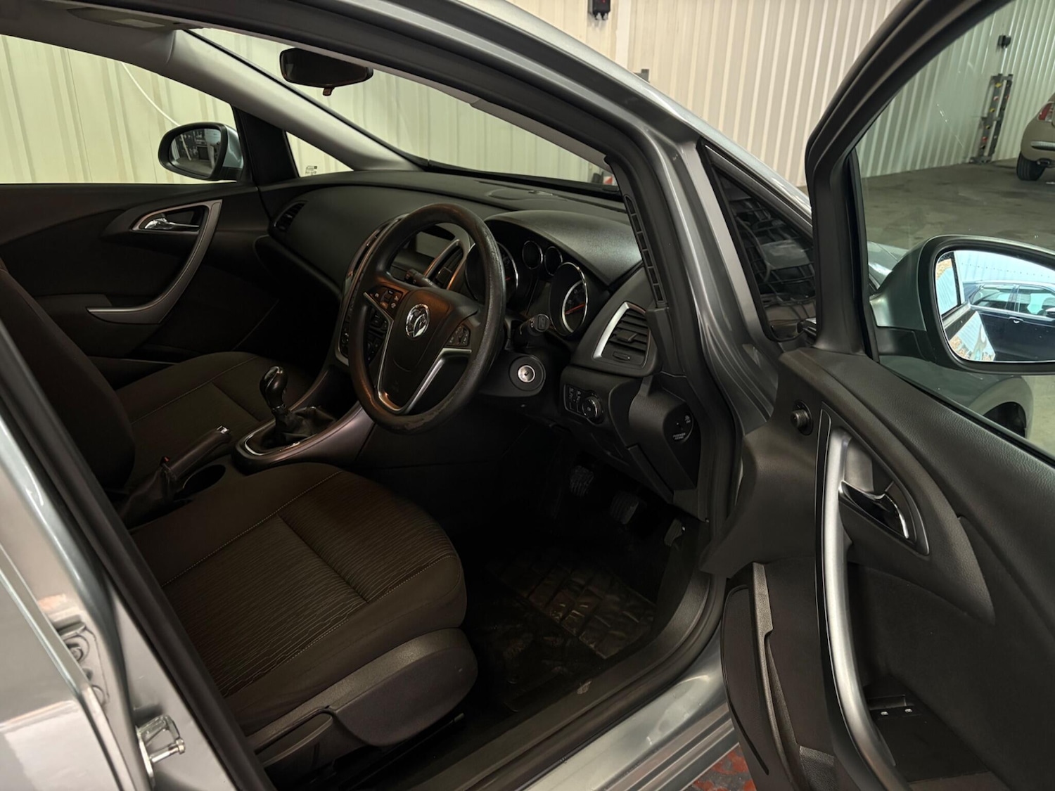 Used Vauxhall Astra 2014 for sale - 76832583: Photo 9