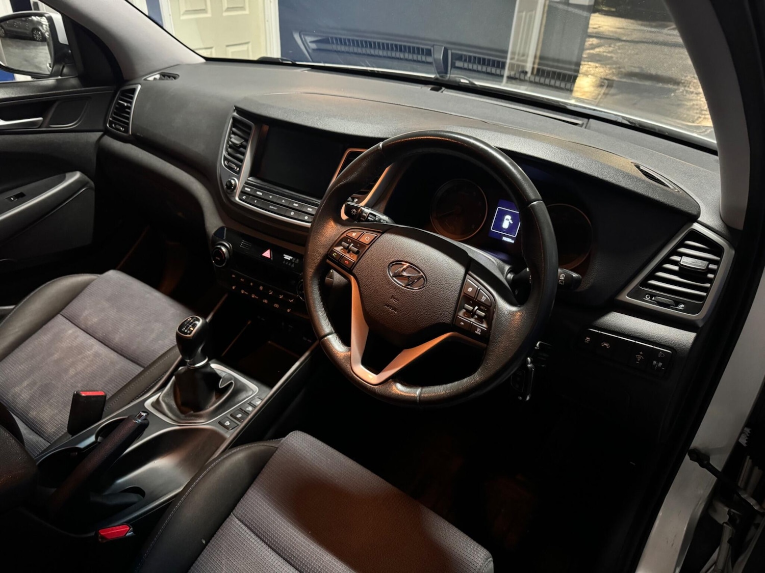 Used Hyundai TUCSON 2017 for sale - 77143440: Photo 13