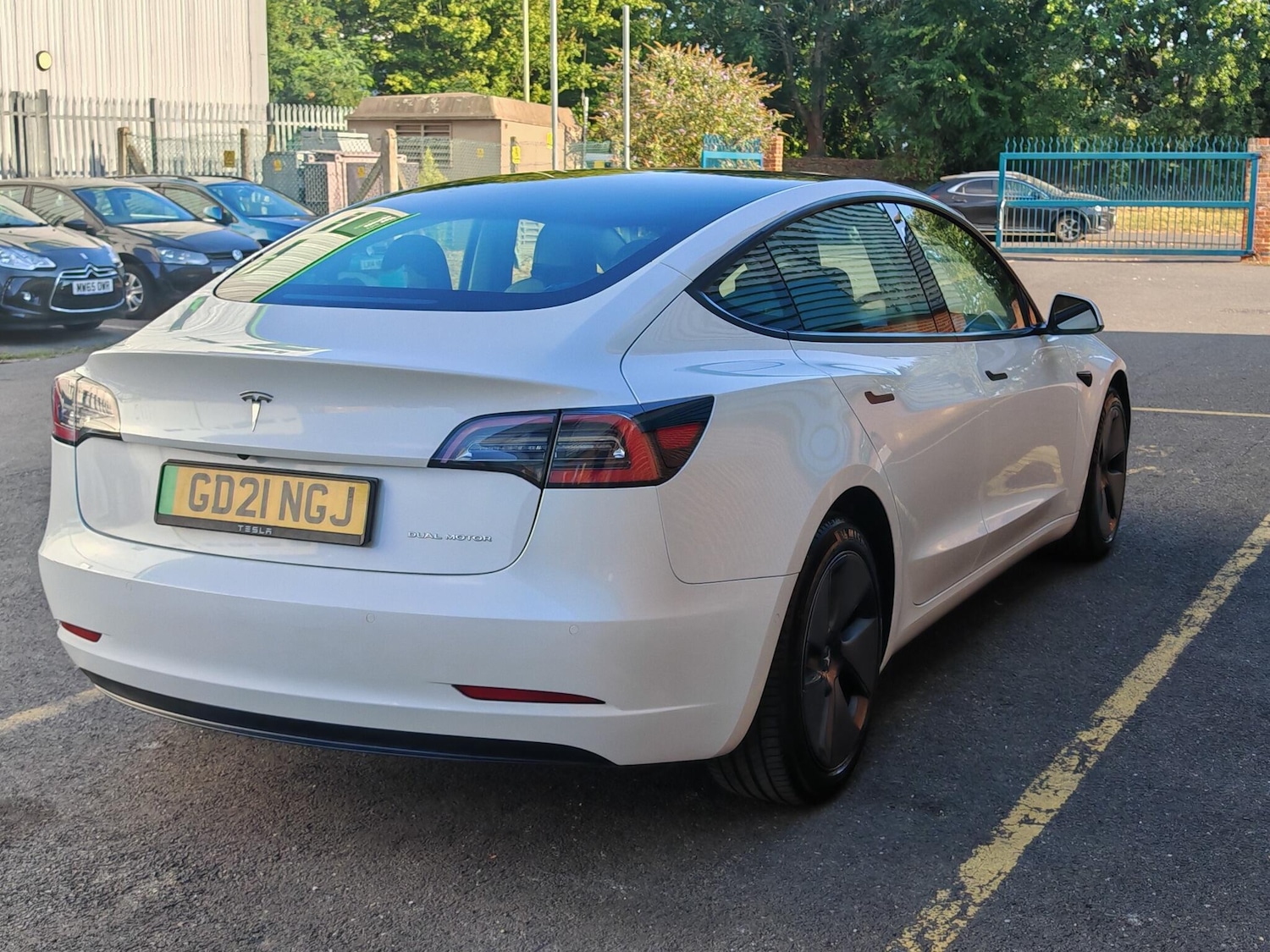 Used Tesla Model 3 2021 for sale - 76993635: Photo 12