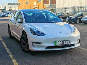 (21) - (Dual Motor) Long Range Auto 4WDE 4dr