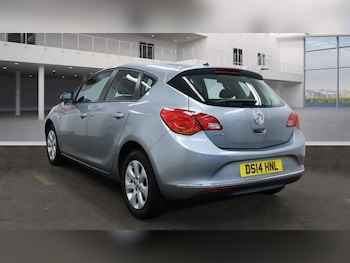 Used Vauxhall Astra 2014 for sale - 76432785: Photo