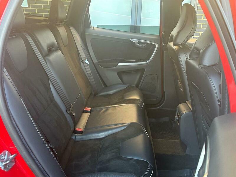 Used Volvo XC60 2017 for sale - 77839878: Photo 15