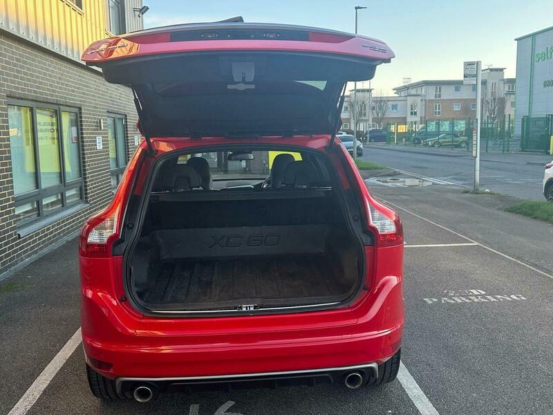 Used Volvo XC60 2017 for sale - 77839878: Photo 53