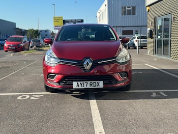 Used Renault Clio 2017 for sale - 79292230: Photo