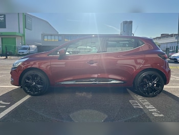Used Renault Clio 2017 for sale - 79292230: Photo