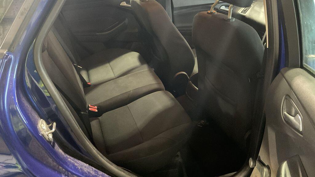 Used Ford Focus 2015 for sale - 77143851: Photo 9