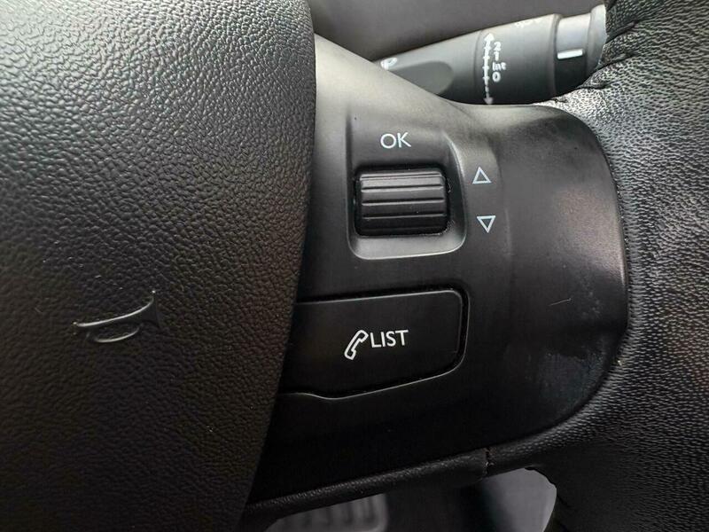 Used Peugeot 208 2015 for sale - 76759564: Photo 24