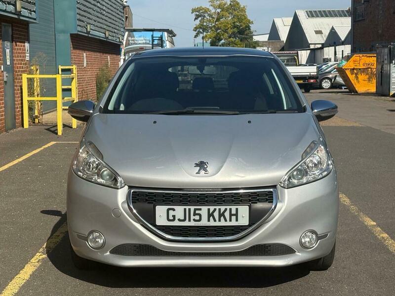 Used Peugeot 208 2015 for sale - 76759564: Photo 3
