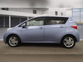 Used Toyota Verso 2011 for sale - 75635685: Photo