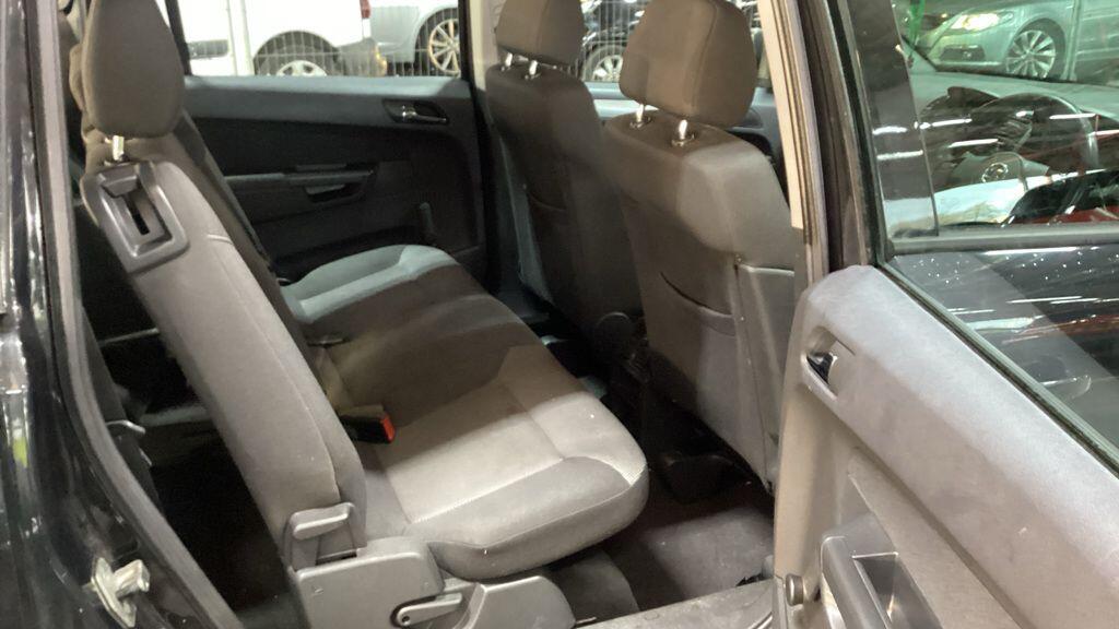 Used Vauxhall Zafira for sale - 77268056: Photo 8