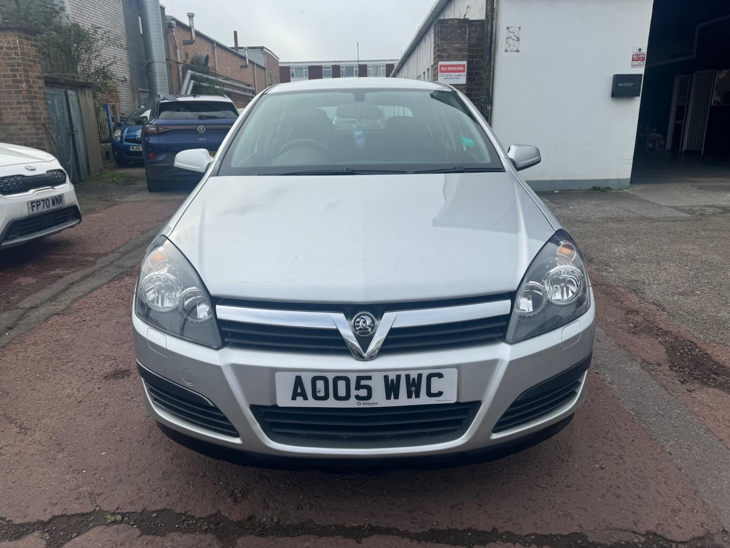 Used Vauxhall Astra 2005 for sale - 77883115: Photo 2