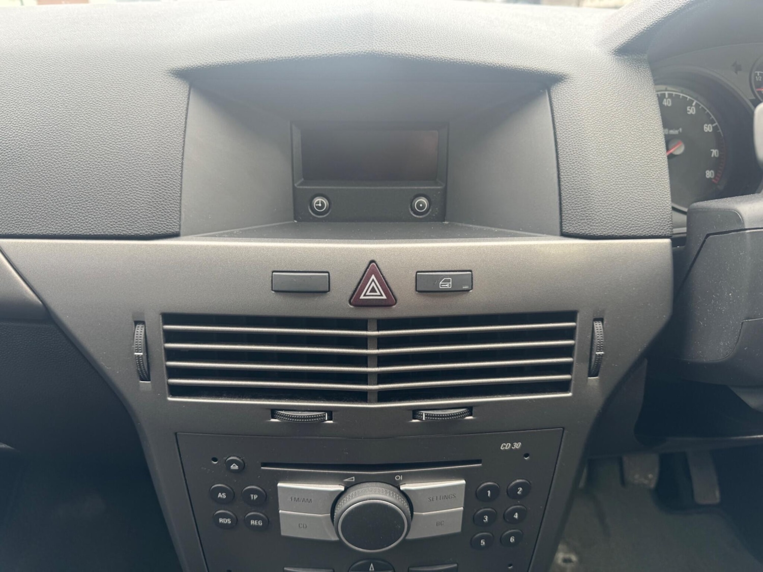 Used Vauxhall Astra 2005 for sale - 77883115: Photo 22