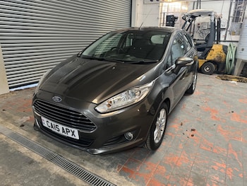 Used Ford Fiesta 2015 for sale - 77017077: Photo
