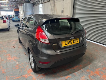 Used Ford Fiesta 2015 for sale - 77017077: Photo