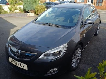 Used Vauxhall Astra 2011 for sale - 78528589: Photo