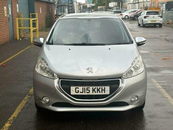 Used Peugeot 208 2015 for sale - 76259980: Photo 12