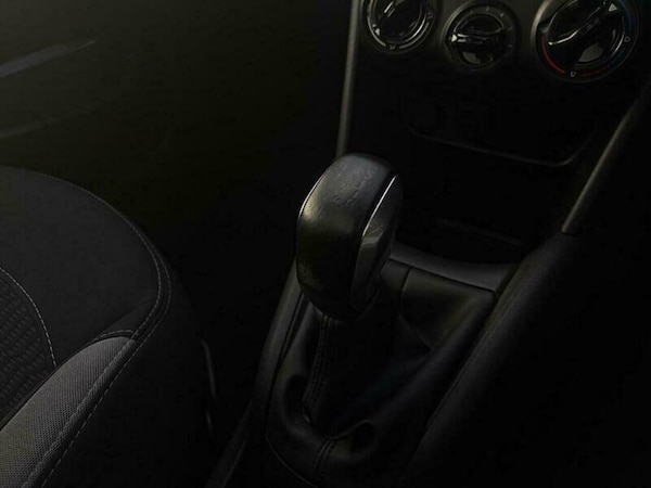 Used Peugeot 208 2015 for sale - 76259980: Photo 29