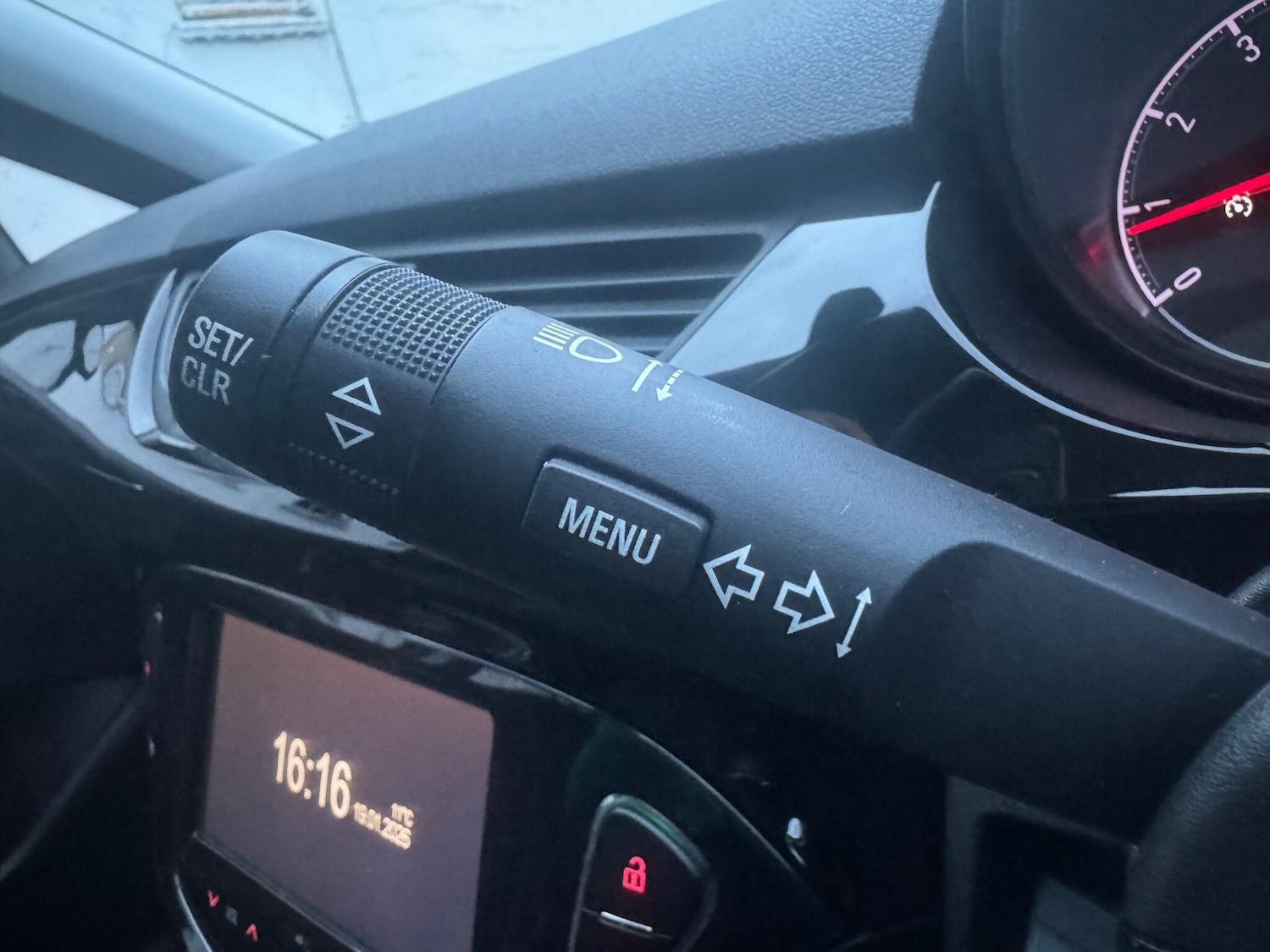 Used Vauxhall Corsa 2015 for sale - 77166552: Photo 18