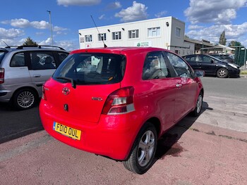 Used Toyota Yaris 2010 for sale - 78853862: Photo
