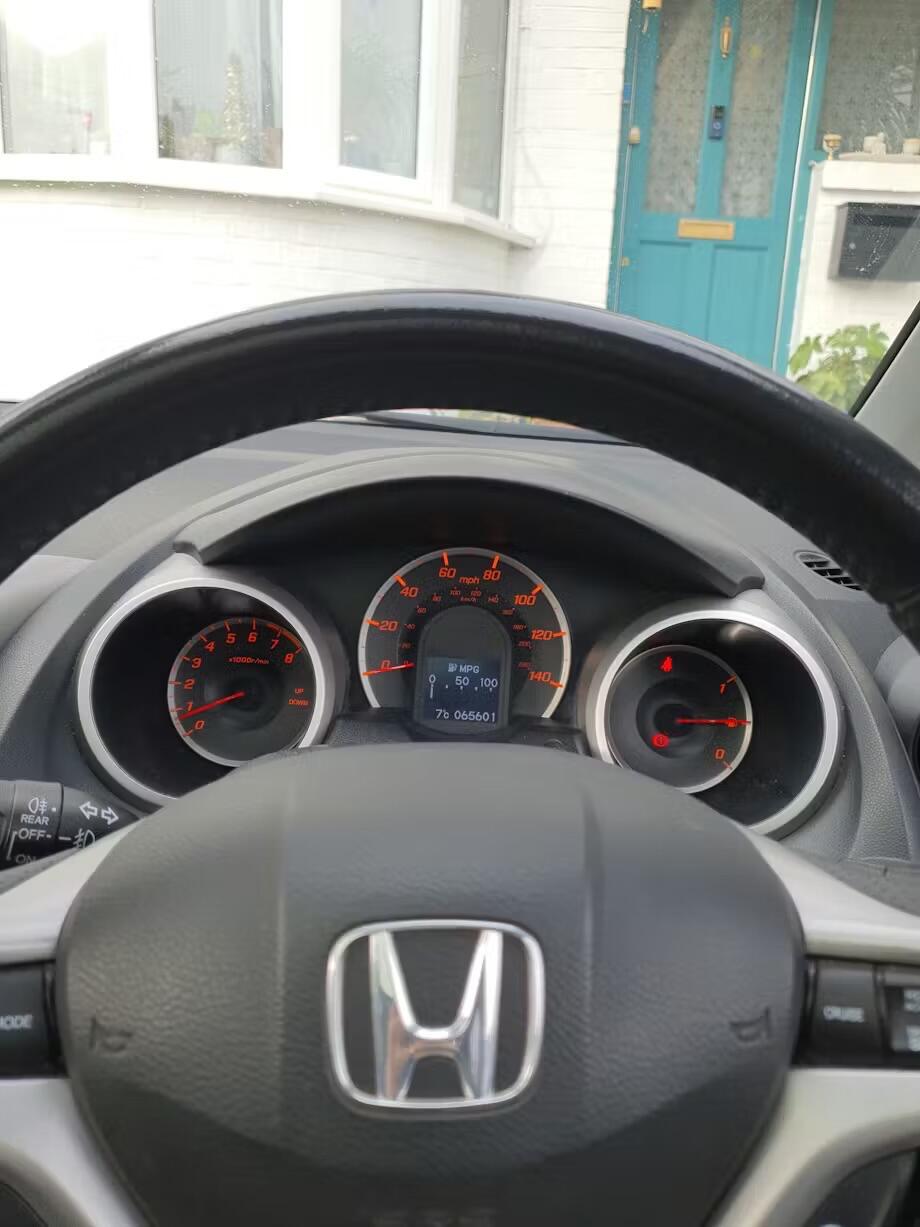 Used Honda Jazz 2009 for sale - 77611807: Photo 8