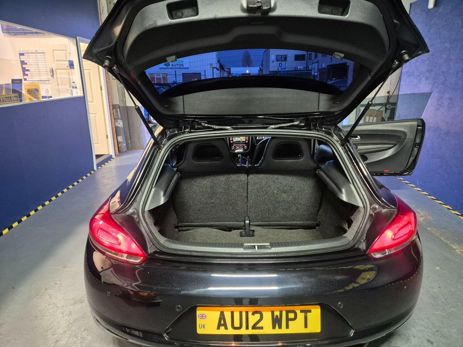 Used Volkswagen Scirocco for sale - 77484202: Photo 19