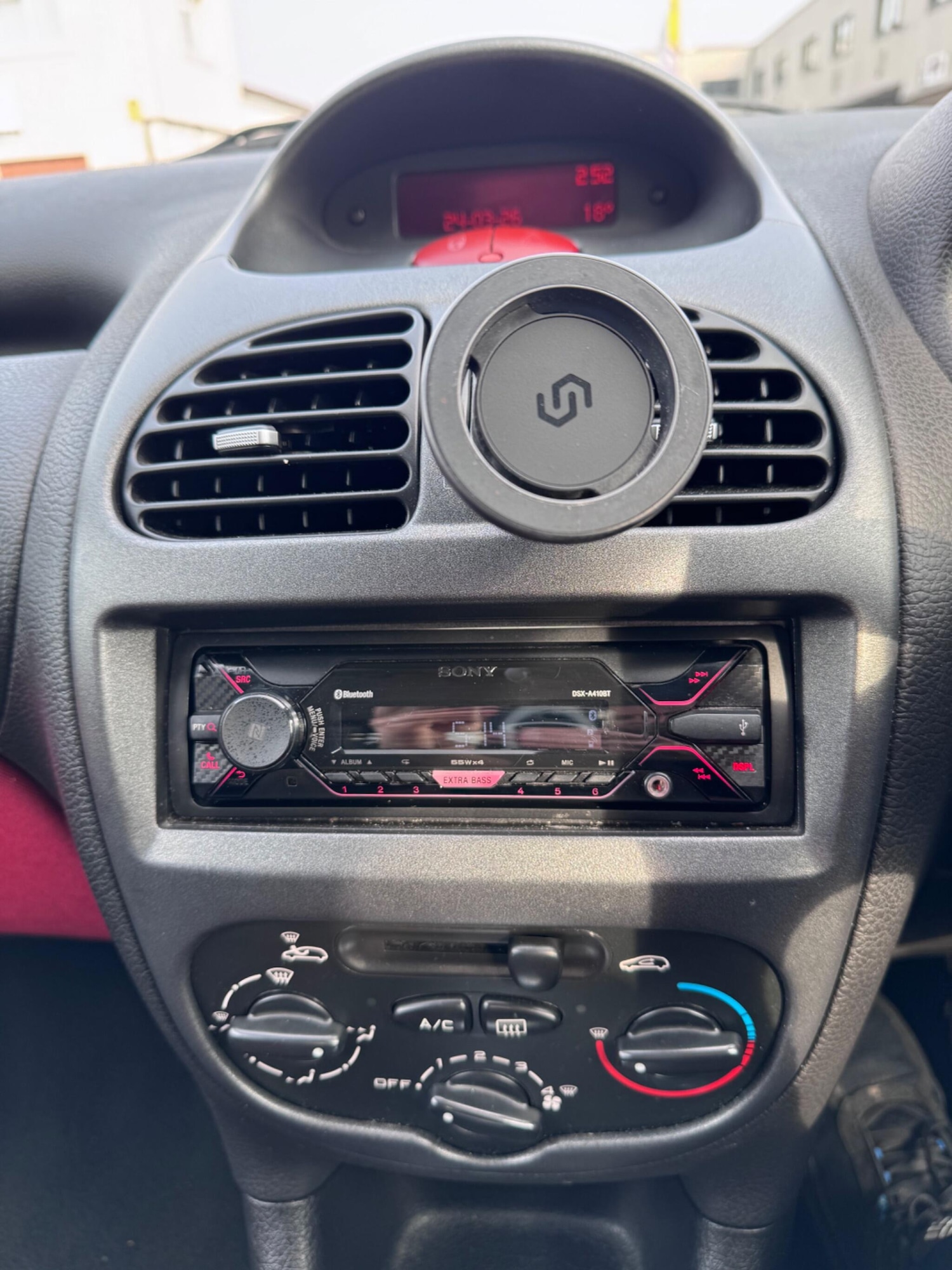 Used Peugeot 206 2005 for sale - 77993925: Photo 16