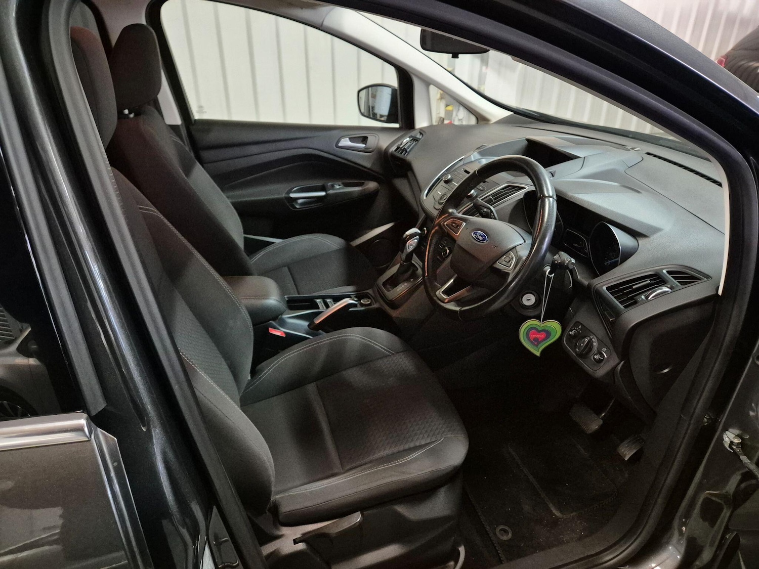 Used Ford Grand C-Max 2016 for sale - 77598606: Photo 12