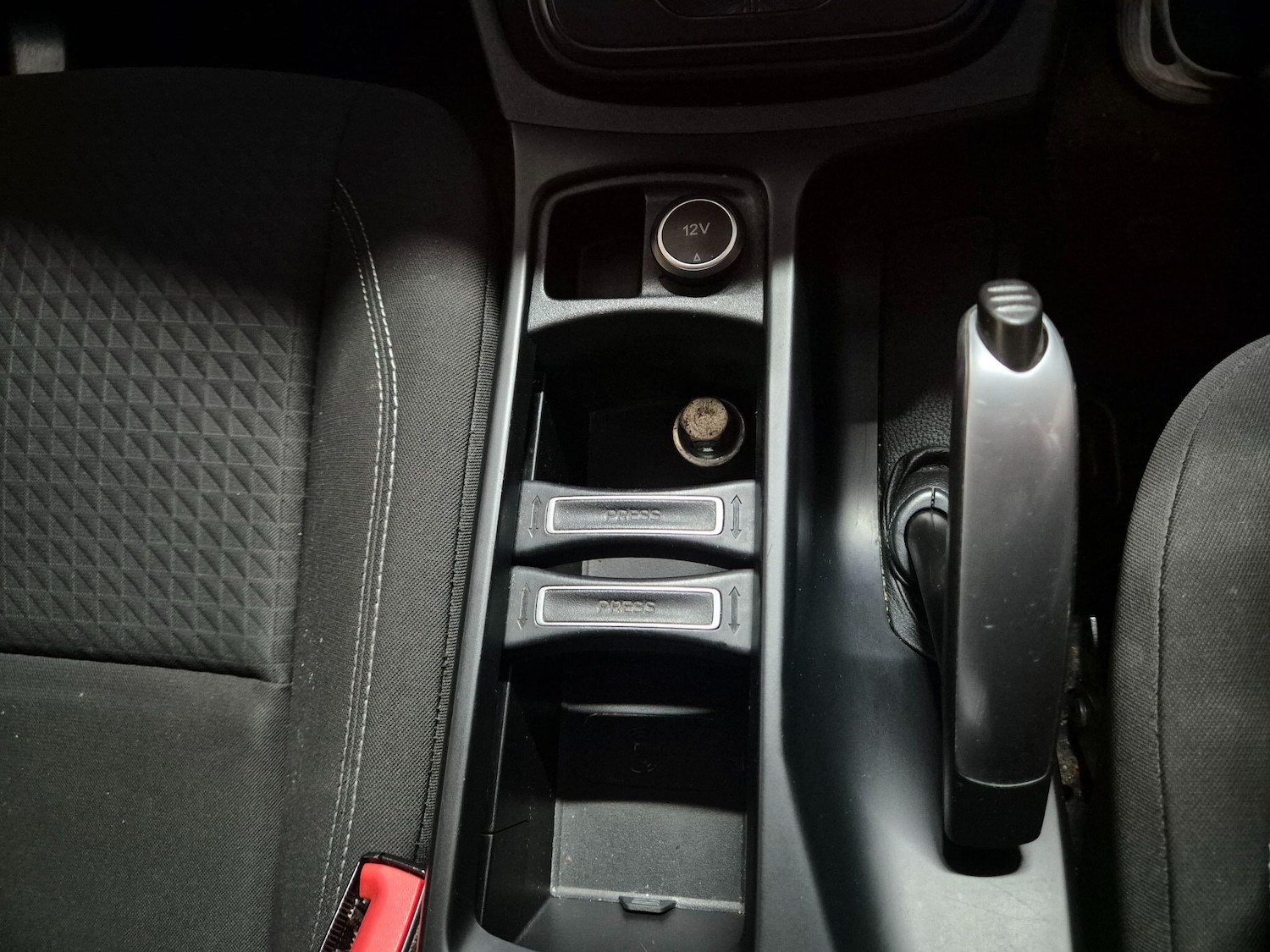 Used Ford Grand C-Max 2016 for sale - 77598606: Photo 17