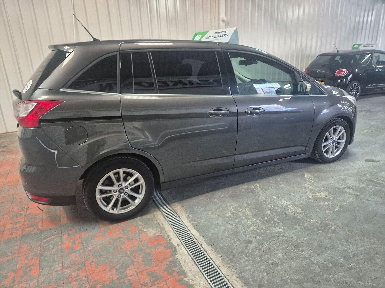 Used Ford Grand C-Max 2016 for sale - 77598606: Photo 7