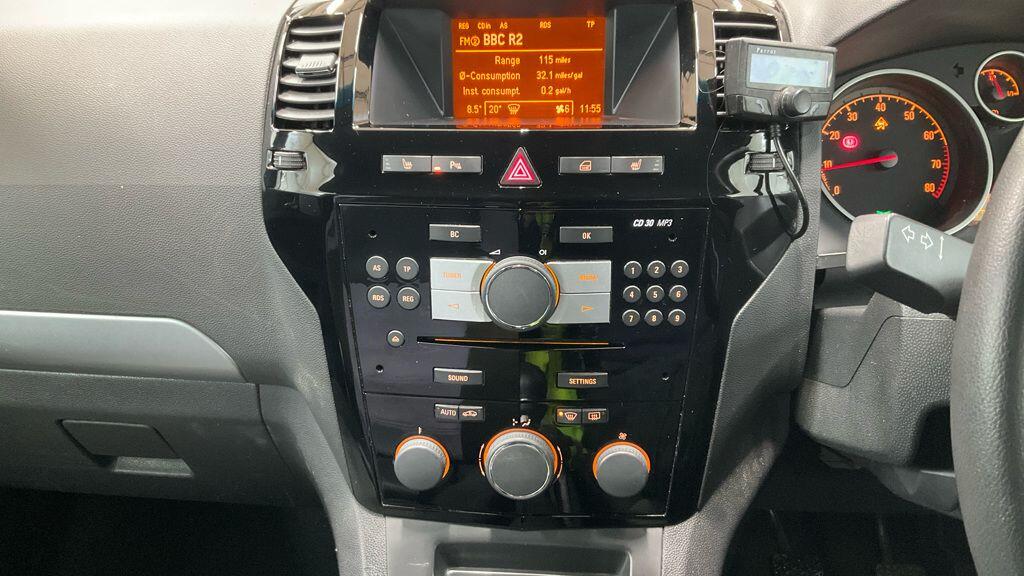 Used Vauxhall Zafira for sale - 77267546: Photo 10