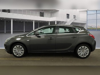 Used Vauxhall Astra 2015 for sale - 75623454: Photo