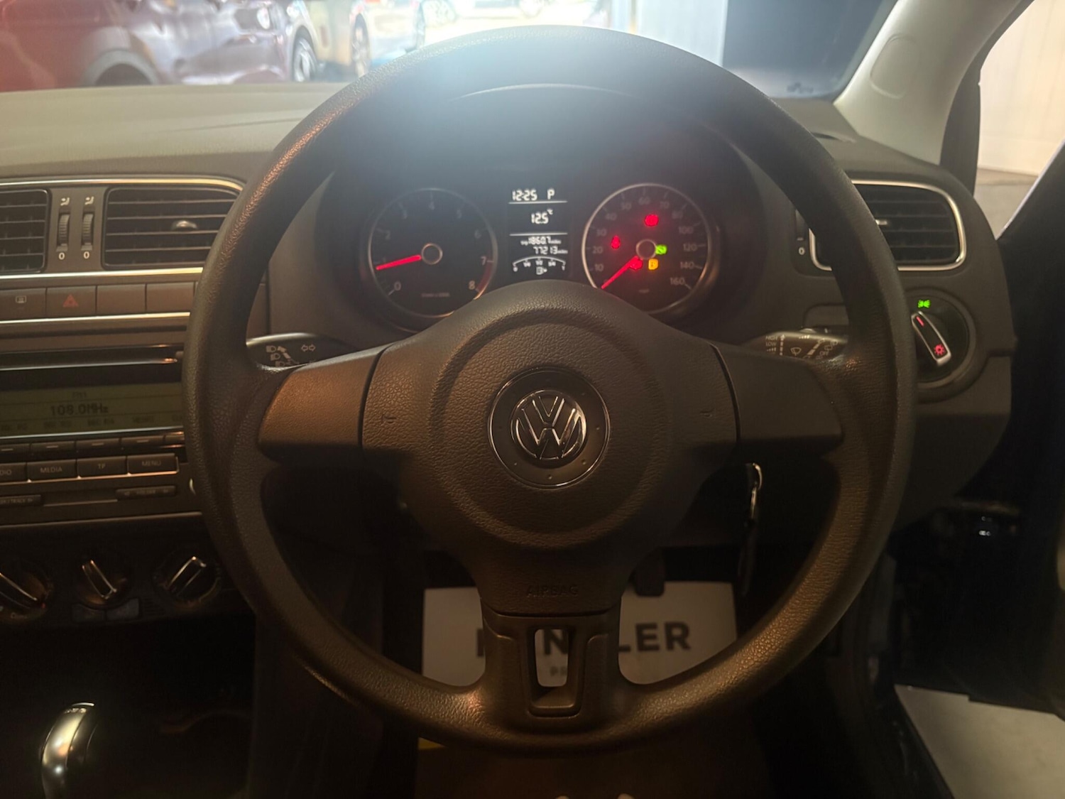 Used Volkswagen Polo 2010 for sale - 76832656: Photo 11