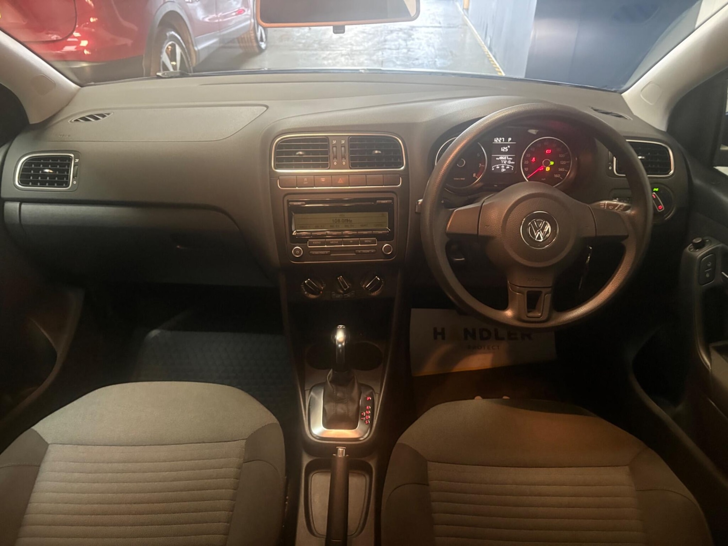 Used Volkswagen Polo 2010 for sale - 76832656: Photo 29