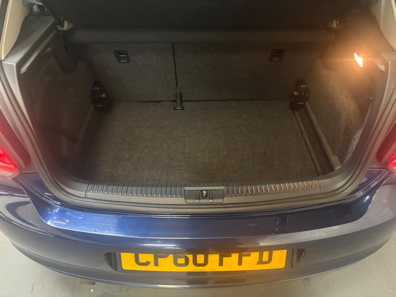 Used Volkswagen Polo 2010 for sale - 76832656: Photo 32