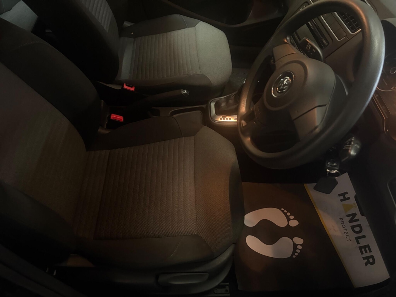 Used Volkswagen Polo 2010 for sale - 76832656: Photo 7