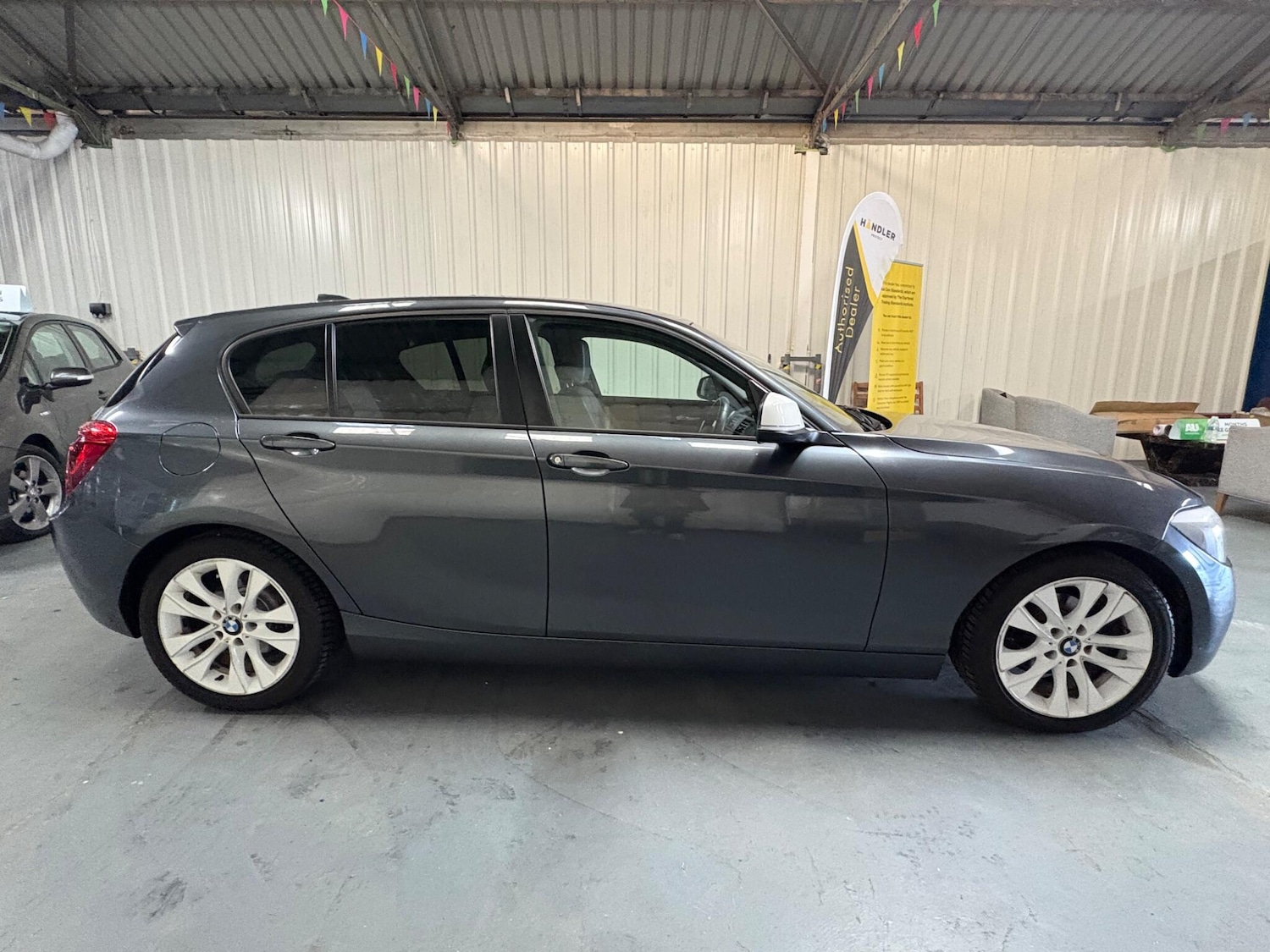 Used BMW 1 Series 2011 for sale - 76786899: Photo 2