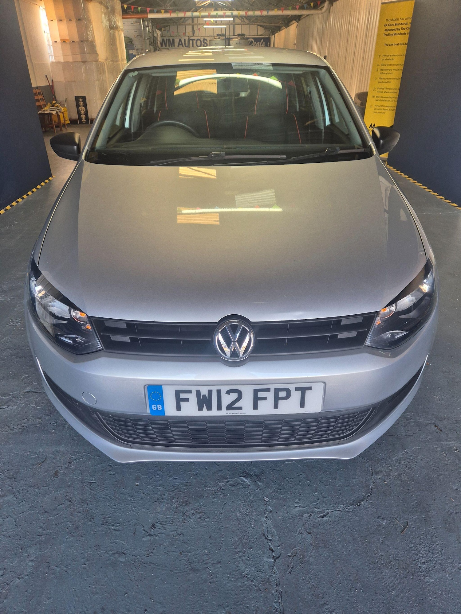 Used Volkswagen Polo 2012 for sale - 76715034: Photo 1