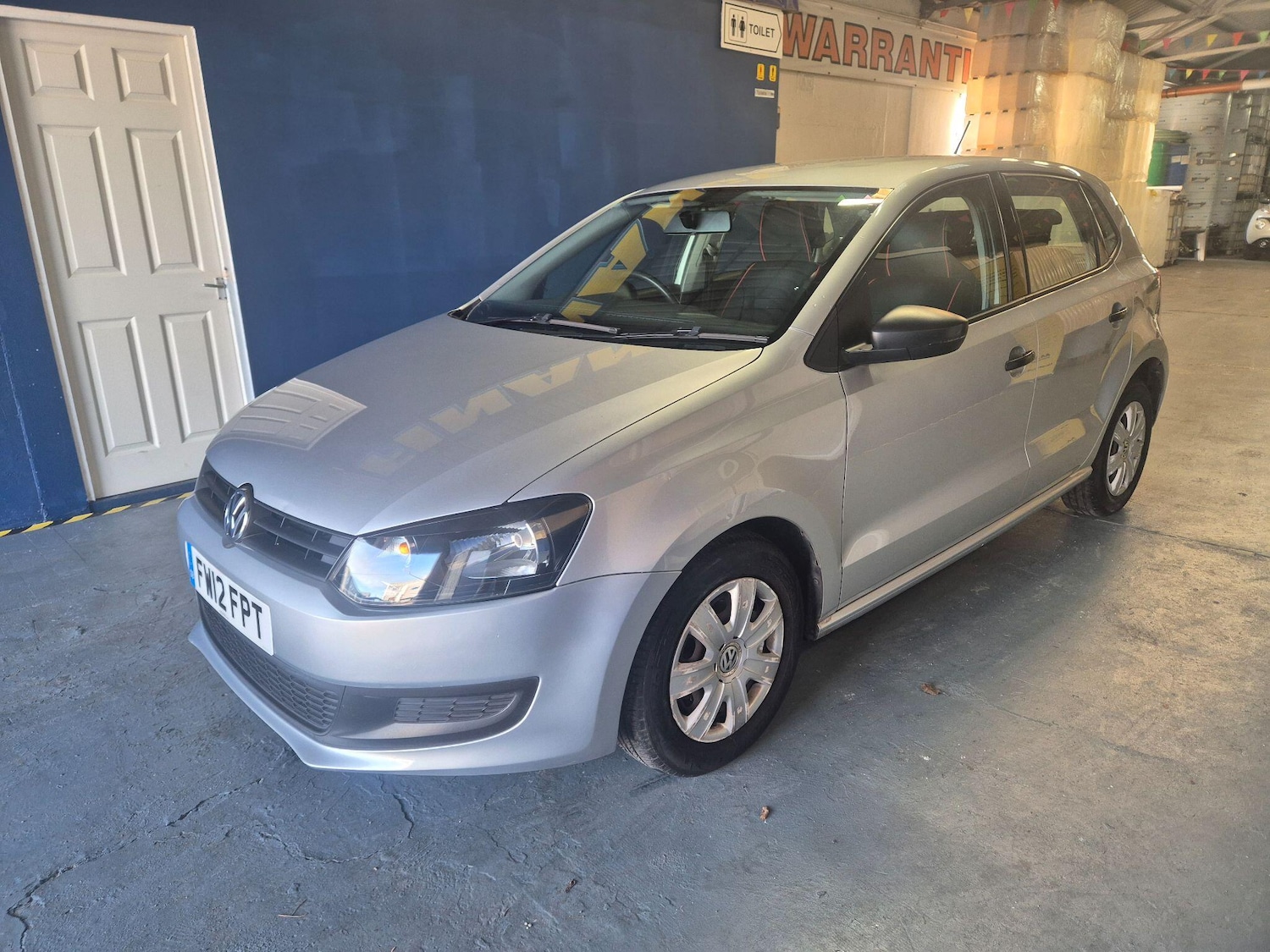 Used Volkswagen Polo 2012 for sale - 76715034: Photo 2