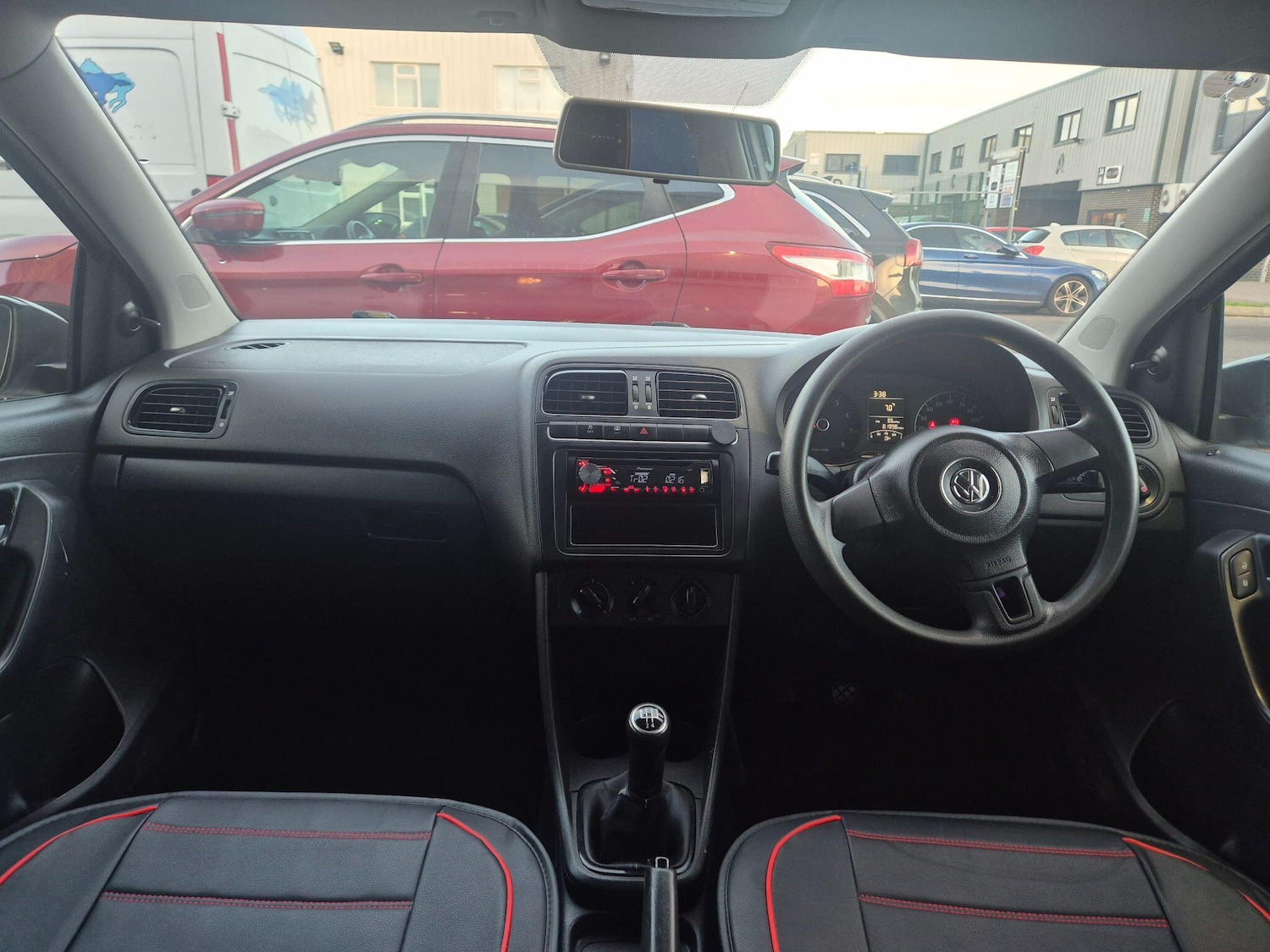 Used Volkswagen Polo 2012 for sale - 76715034: Photo 8