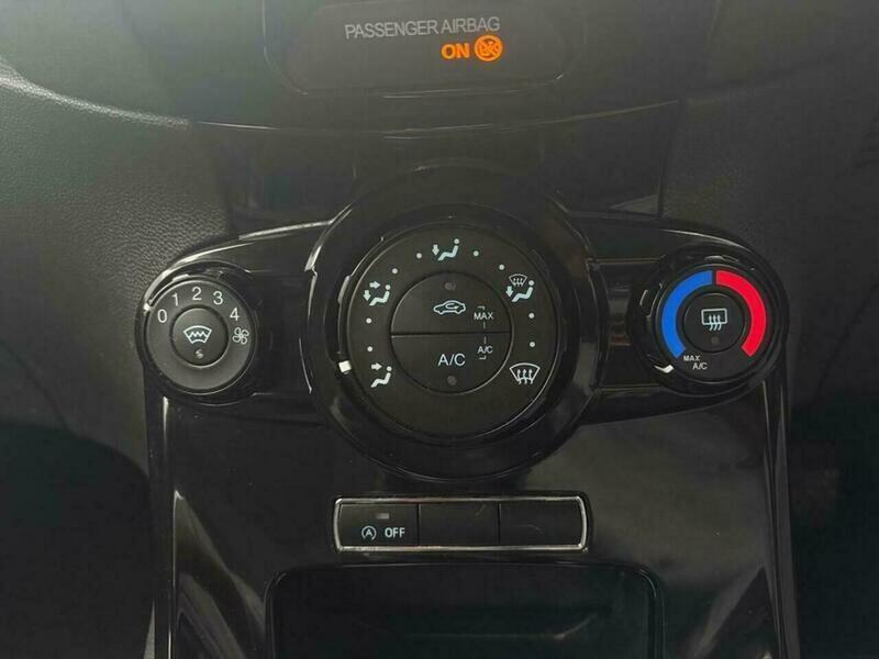 Used Ford Fiesta 2014 for sale - 77637578: Photo 25