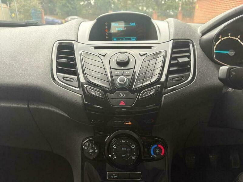 Used Ford Fiesta 2014 for sale - 77637578: Photo 28