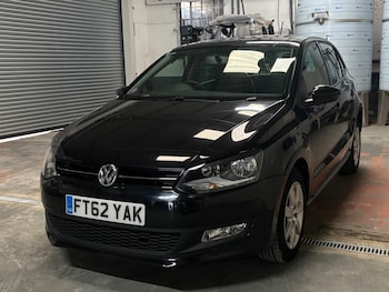 Used Volkswagen Polo 2013 for sale - 76457150: Photo