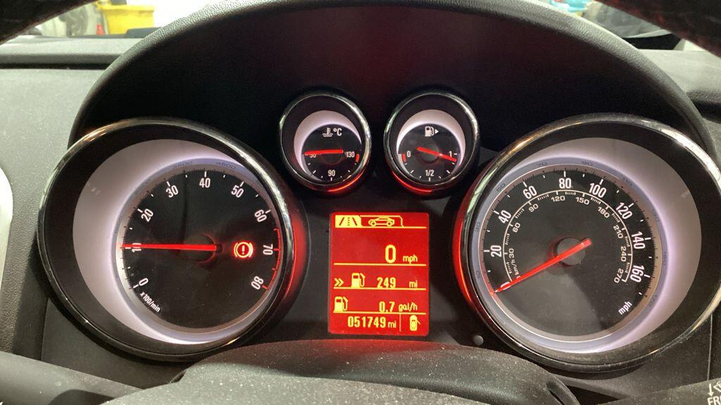 Used Vauxhall Astra 2015 for sale - 77320405: Photo 10