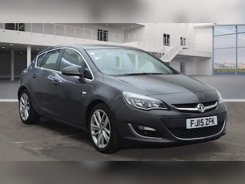 Used Vauxhall Astra 2015 for sale - 77320405: Photo