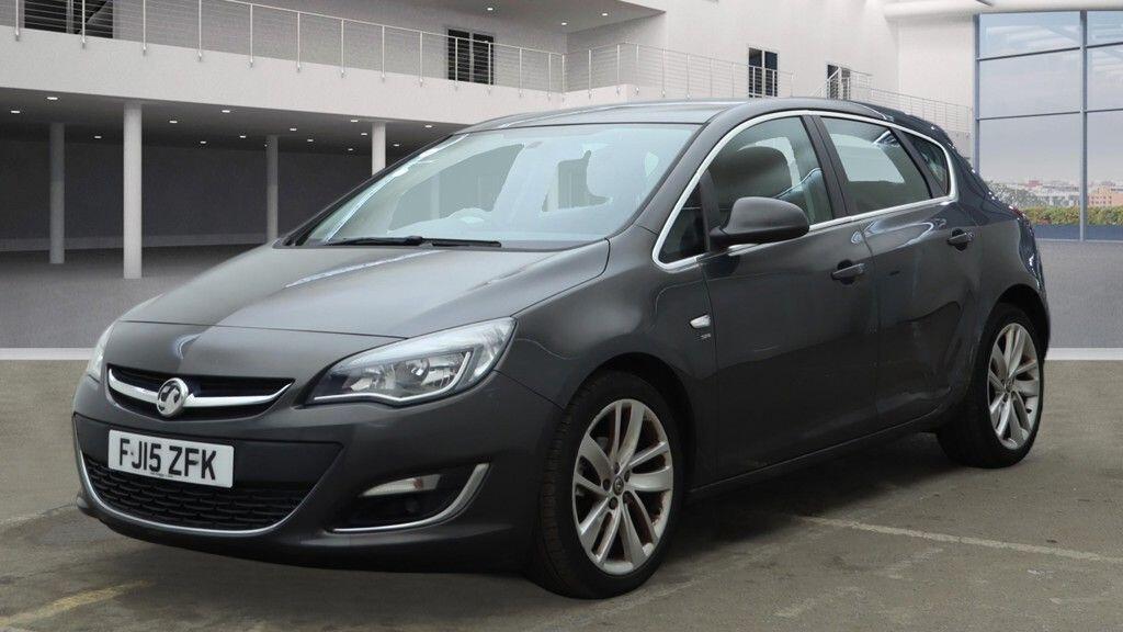 Used Vauxhall Astra 2015 for sale - 77320405: Photo 2